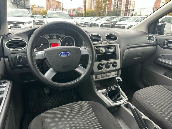 2009 Ford Focus II Рестайлинг, чёрный, 459000 рублей - вид 16