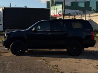 2012 Chevrolet Tahoe 6AT III, чёрный, 2090000 рублей, вид 4