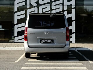 2013 Hyundai Grand Starex I, серый, 1719000 рублей, вид 4