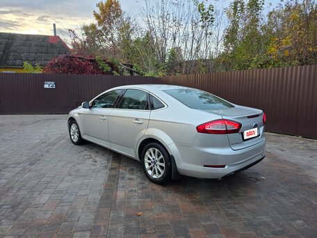 2012 Ford Mondeo IV Рестайлинг, серебристый, 600000 рублей, вид 3