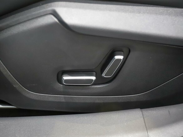 2026 Geely Cityray, серый, 3345000 рублей - вид 11