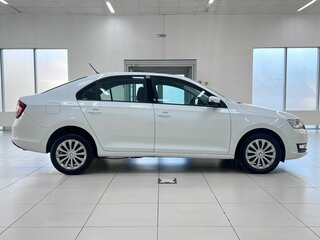 2019 Skoda Rapid I Рестайлинг, белый, 1345000 рублей, вид 4