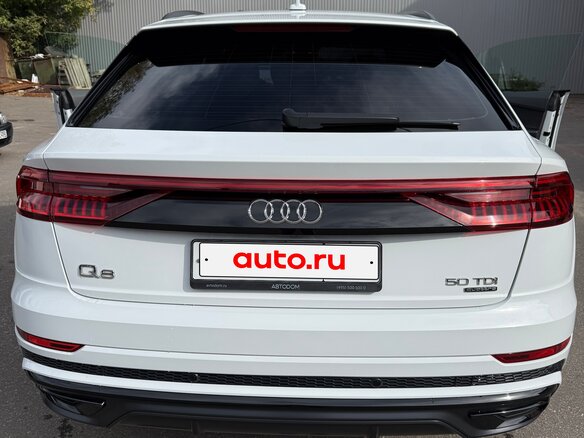2019 Audi Q8 50 TDI I (4M), белый - вид 4