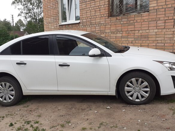 2015 Chevrolet Cruze I Рестайлинг, белый, 800000 рублей - вид 2
