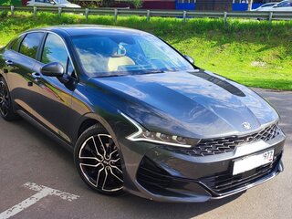 2021 Kia K5 III, серый, 3200000 рублей, вид 1