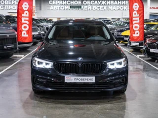 2019 BMW 5 серии 520d xDrive VII (G30/G31/G38), чёрный, 3389700 рублей, вид 3