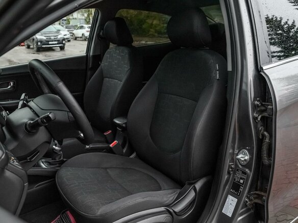 2015 Kia Rio III Рестайлинг, серый, 899000 рублей - вид 9