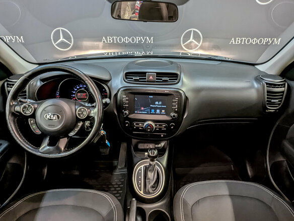 2018 Kia Soul II Рестайлинг, серебристый, 1595000 рублей - вид 13