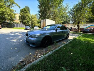 2004 BMW 5 серии 520i V (E60/E61), серый, 800000 рублей, вид 1