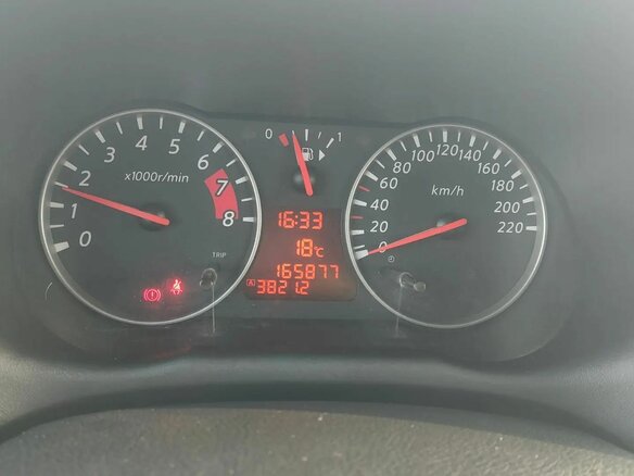2010 Nissan Note I Рестайлинг, красный, 690000 рублей - вид 6