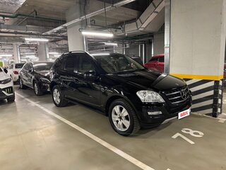 2011 Mercedes-Benz M-Класс 300 II (W164) Рестайлинг, чёрный, 2050000 рублей, вид 2