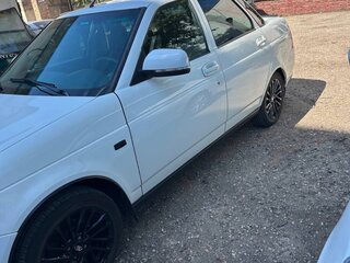 2014 Lada (ВАЗ) Priora I Рестайлинг, белый, 390000 рублей, вид 3