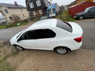 2014 Renault Logan II, белый, 620000 рублей, вид 3