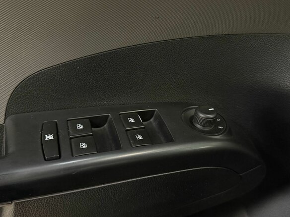 2012 Chevrolet Aveo II, чёрный, 470000 рублей - вид 19