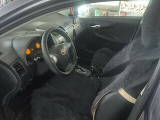 2011 Toyota Corolla X (E140, E150) Рестайлинг, серый, 850000 рублей, вид 3