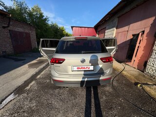 2020 Volkswagen Tiguan II, серый, 2260000 рублей, вид 3