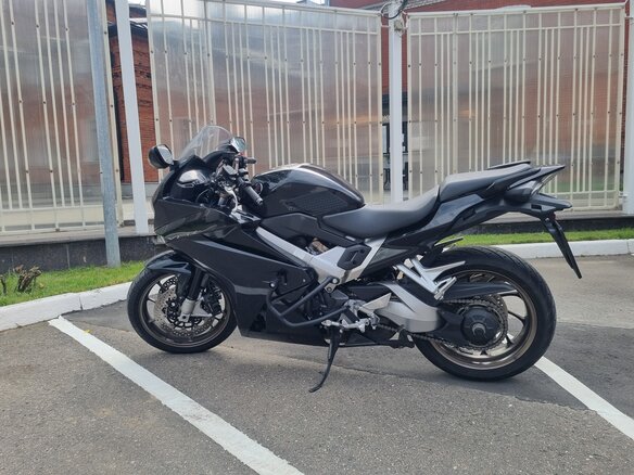 2014 Honda VFR 800, чёрный, 605000 рублей - вид 4