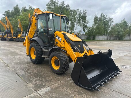 2022 JCB 3CX, жёлтый, 11000000 рублей, вид 3