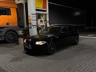 2008 BMW 1 серии 116i I (E81/E82/E87/E88) Рестайлинг, чёрный, 2000000 рублей, вид 5