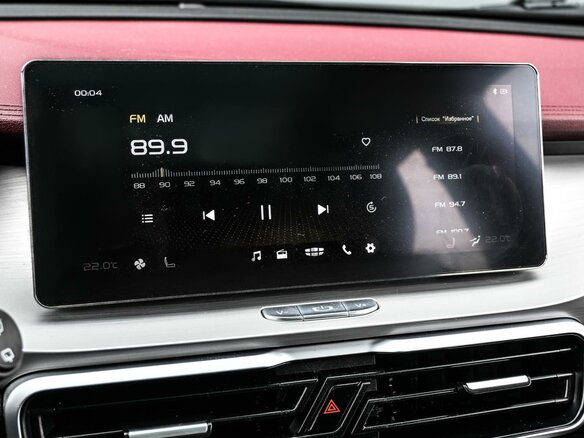 2021 Geely Coolray I, чёрный - вид 18