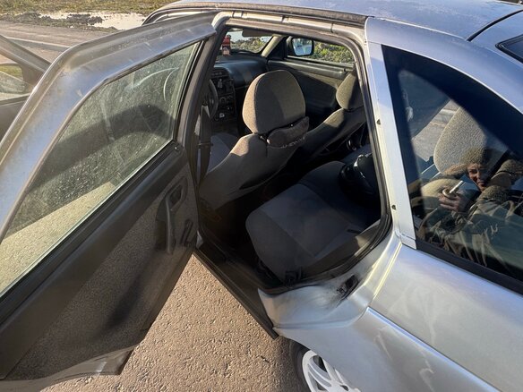 2002 Lada (ВАЗ) 2112, серый, 180000 рублей - вид 12