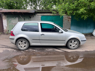 2002 Volkswagen Golf IV, серый, 220000 рублей, вид 4