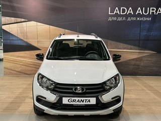 2026 Lada (ВАЗ) Granta Cross I Рестайлинг, белый, 1226000 рублей, вид 4