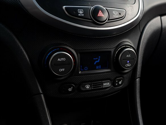 2016 Hyundai Solaris I Рестайлинг, серый, 955000 рублей - вид 14