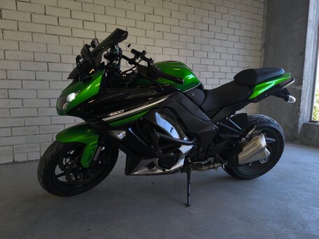 2016 Kawasaki Z 1000SX, зелёный, 925000 рублей, вид 2
