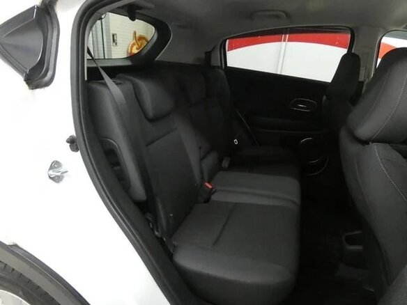 2021 Honda Vezel I Рестайлинг, белый, 1520000 рублей - вид 14