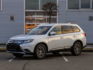 2018 Mitsubishi Outlander III Рестайлинг 2, белый, 1495000 рублей, вид 1