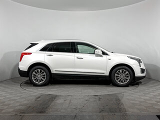 2017 Cadillac XT5 I, белый, 2200000 рублей, вид 4