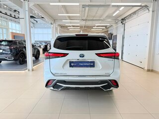 2021 Toyota Highlander IV (XU70), белый, 5379900 рублей, вид 5