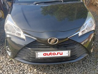 2017 Toyota Vitz III (XP130) Рестайлинг, чёрный, 800000 рублей, вид 1