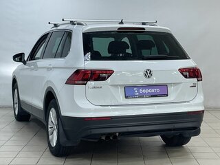 2017 Volkswagen Tiguan II, белый, 2050000 рублей, вид 5