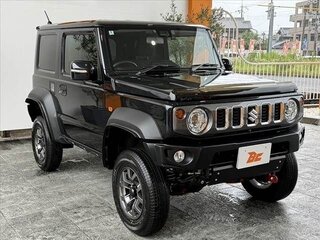 2023 Suzuki Jimny Sierra IV, чёрный, 2080016 рублей, вид 1