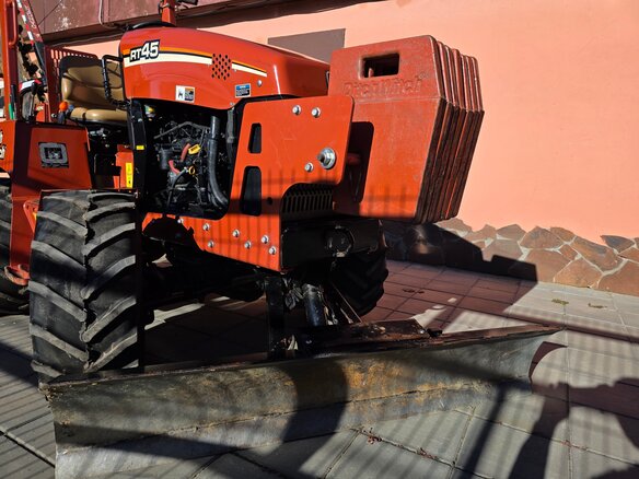 2012 DitchWitch Траншеекопатель, красный, 2300000 рублей - вид 8
