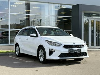 2021 Kia Ceed III, белый, 1710000 рублей, вид 1