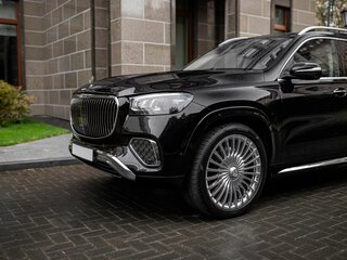 2024 Mercedes-Benz Maybach GLS 600 I Рестайлинг, чёрный, 20500000 рублей, вид 4
