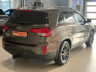 2013 Kia Sorento II Рестайлинг, бежевый, 1599000 рублей, вид 4