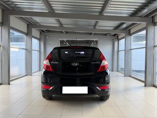 2013 Hyundai Solaris I, чёрный, 729000 рублей, вид 5
