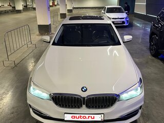 2018 BMW 5 серии 520i VII (G30/G31/G38), белый, 2900000 рублей, вид 2