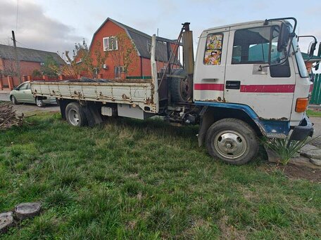 1991 Isuzu Como, белый, 639639 рублей, вид 1