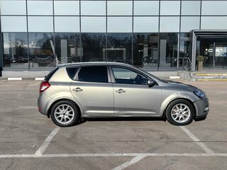 2010 Kia Ceed I Рестайлинг, серебристый, 620000 рублей, вид 5