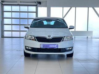 2019 Skoda Rapid I Рестайлинг, белый, 1450000 рублей, вид 2