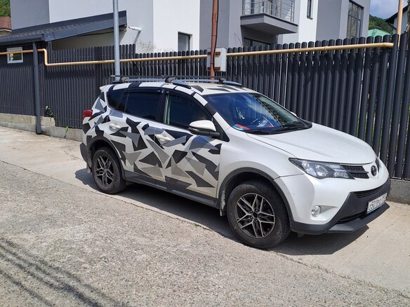 2015 Toyota RAV4 IV (XA40) Рестайлинг, белый, 1750000 рублей - вид 2