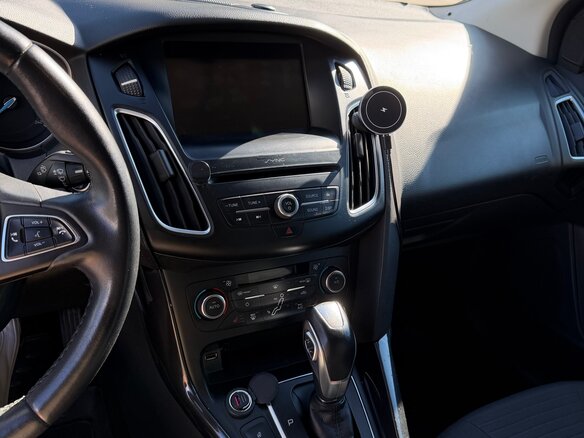 2016 Ford Focus III Рестайлинг, белый - вид 9