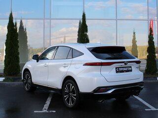 2022 Toyota Venza II, белый, 3450000 рублей, вид 4