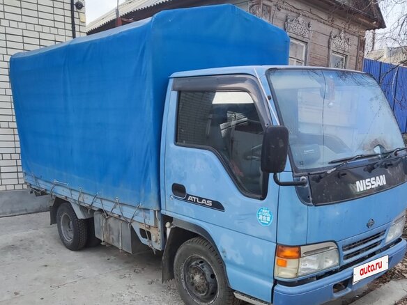 1997 Nissan Atlas, синий, 715000 рублей - вид 1