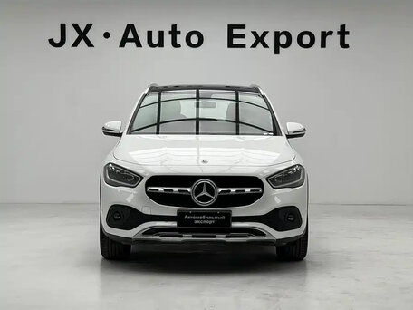 2020 Mercedes-Benz GLA 180 II (H247), белый, 2350000 рублей, вид 2